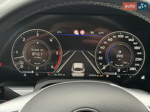 Сірий Фольксваген Туарег, об'ємом двигуна 3 л та пробігом 45 тис. км за 59999 $, фото 104 на Automoto.ua