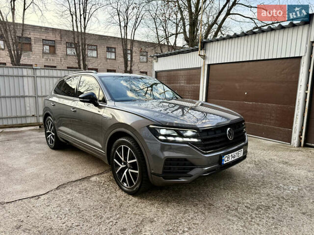 Серый Фольксваген Туарег, объемом двигателя 2.97 л и пробегом 125 тыс. км за 46800 $, фото 12 на Automoto.ua