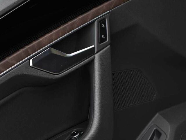 Сірий Фольксваген Туарег, об'ємом двигуна 3 л та пробігом 204 тис. км за 41999 $, фото 10 на Automoto.ua