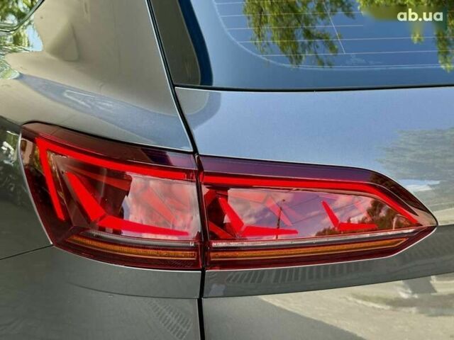 Сірий Фольксваген Туарег, об'ємом двигуна 3 л та пробігом 100 тис. км за 49500 $, фото 16 на Automoto.ua