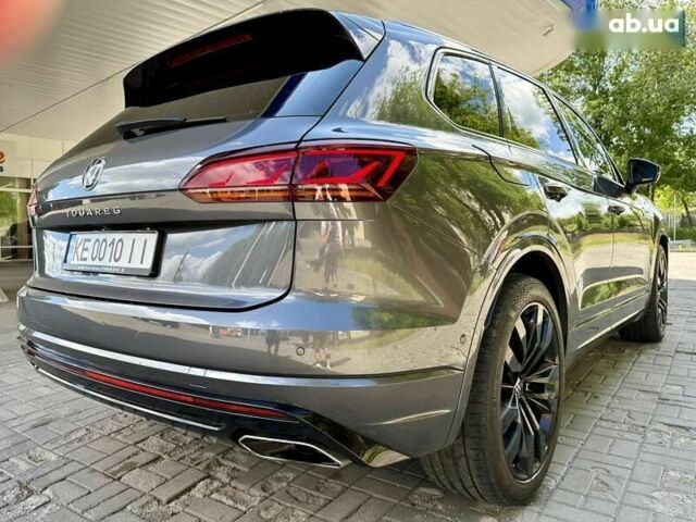 Сірий Фольксваген Туарег, об'ємом двигуна 3 л та пробігом 100 тис. км за 49500 $, фото 12 на Automoto.ua