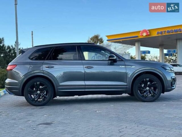 Сірий Фольксваген Туарег, об'ємом двигуна 2.97 л та пробігом 199 тис. км за 59999 $, фото 5 на Automoto.ua