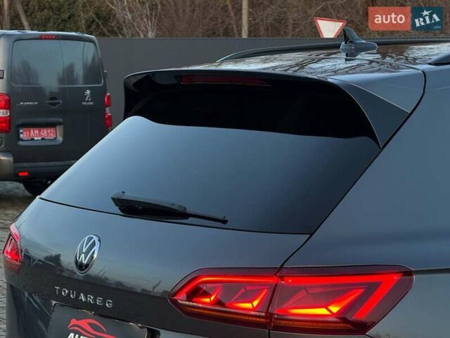 Серый Фольксваген Туарег, объемом двигателя 3 л и пробегом 135 тыс. км за 52999 $, фото 25 на Automoto.ua