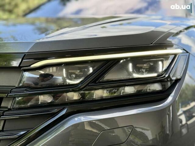 Сірий Фольксваген Туарег, об'ємом двигуна 3 л та пробігом 100 тис. км за 49500 $, фото 5 на Automoto.ua