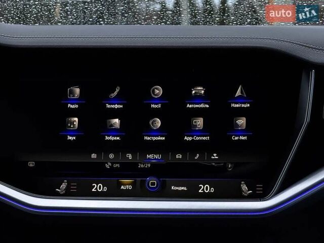 Серый Фольксваген Туарег, объемом двигателя 3 л и пробегом 135 тыс. км за 52999 $, фото 83 на Automoto.ua