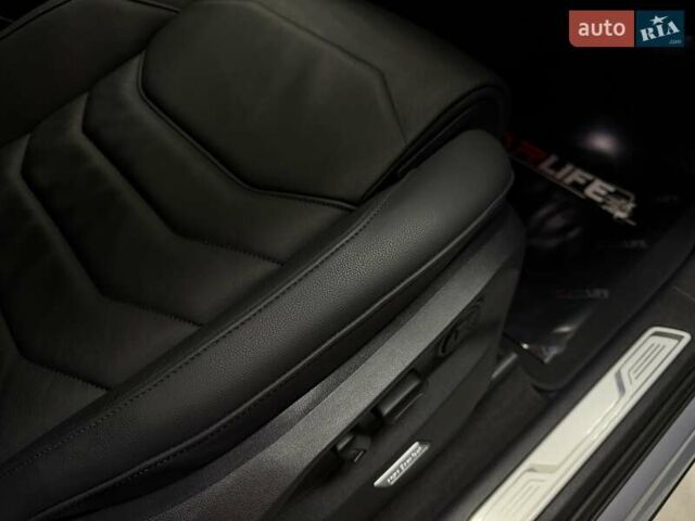 Серый Фольксваген Туарег, объемом двигателя 2.97 л и пробегом 53 тыс. км за 57000 $, фото 53 на Automoto.ua