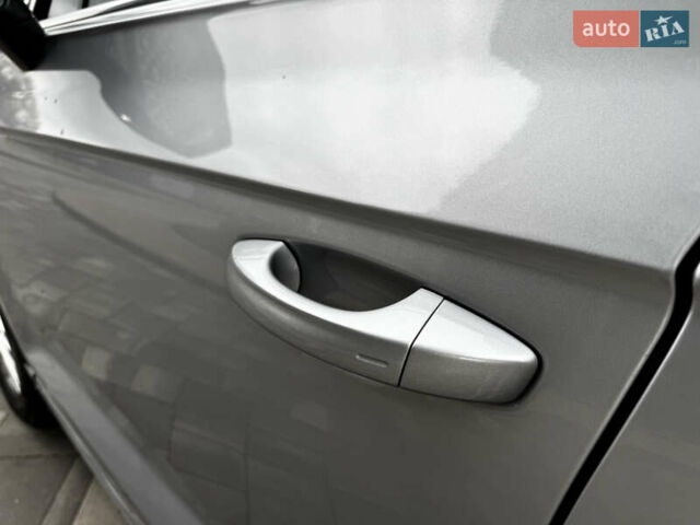 Фольксваген Туарег 2020 у Києві на Automoto.ua Сірий Фольксваген Туарег, об'ємом двигуна 3 л та пробігом 41 тис. км за 48700 $, фото 8 на Automoto.ua