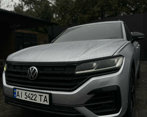 Серый Фольксваген Туарег, объемом двигателя 2.97 л и пробегом 147 тыс. км за 42999 $, фото 11 на Automoto.ua