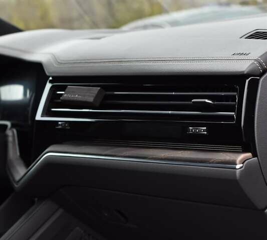 Сірий Фольксваген Туарег, об'ємом двигуна 2.99 л та пробігом 204 тис. км за 41999 $, фото 14 на Automoto.ua