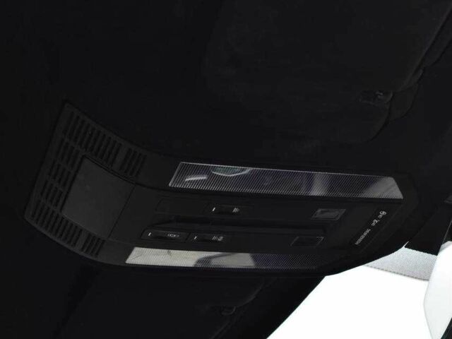 Сірий Фольксваген Туарег, об'ємом двигуна 3 л та пробігом 204 тис. км за 41999 $, фото 18 на Automoto.ua