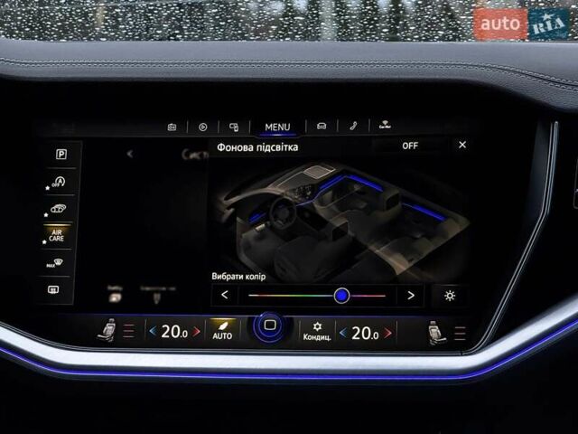 Серый Фольксваген Туарег, объемом двигателя 3 л и пробегом 135 тыс. км за 52999 $, фото 98 на Automoto.ua