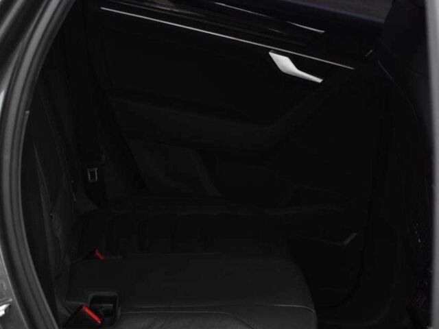 Сірий Фольксваген Туарег, об'ємом двигуна 3 л та пробігом 204 тис. км за 41999 $, фото 21 на Automoto.ua