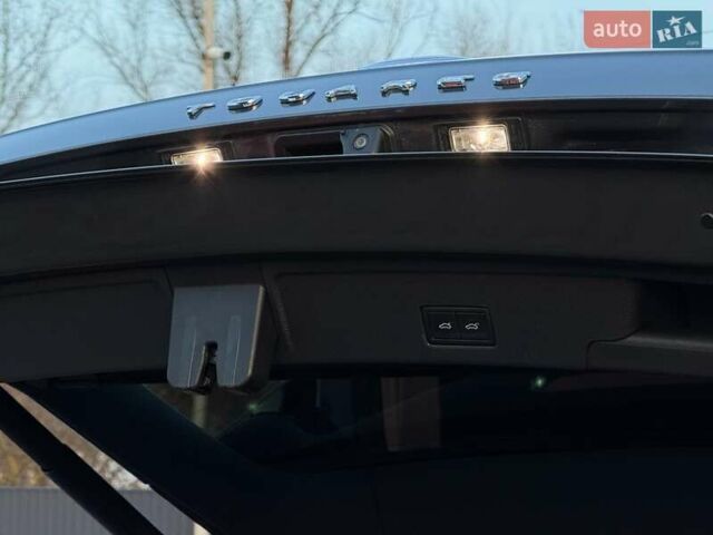 Серый Фольксваген Туарег, объемом двигателя 3 л и пробегом 135 тыс. км за 52999 $, фото 65 на Automoto.ua