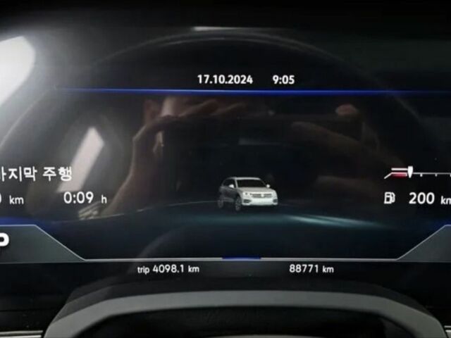 Серый Фольксваген Туарег, объемом двигателя 3 л и пробегом 88 тыс. км за 51200 $, фото 8 на Automoto.ua