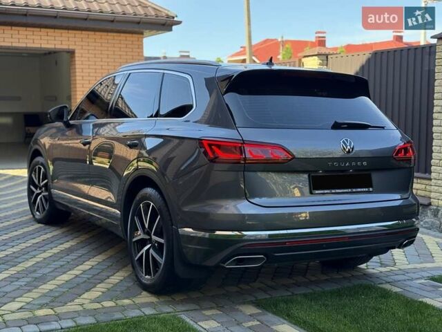 Сірий Фольксваген Туарег, об'ємом двигуна 2.97 л та пробігом 62 тис. км за 59000 $, фото 9 на Automoto.ua