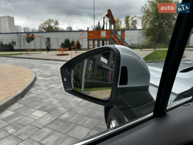 Фольксваген Туарег 2020 у Києві на Automoto.ua Сірий Фольксваген Туарег, об'ємом двигуна 3 л та пробігом 41 тис. км за 48700 $, фото 9 на Automoto.ua