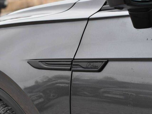 Сірий Фольксваген Туарег, об'ємом двигуна 3 л та пробігом 204 тис. км за 41999 $, фото 5 на Automoto.ua