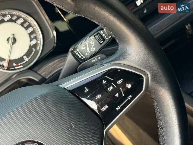 Серый Фольксваген Туарег, объемом двигателя 3 л и пробегом 115 тыс. км за 40500 $, фото 20 на Automoto.ua