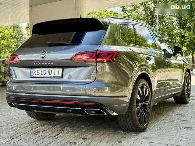 Сірий Фольксваген Туарег, об'ємом двигуна 3 л та пробігом 100 тис. км за 49500 $, фото 13 на Automoto.ua