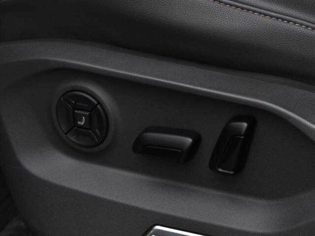 Сірий Фольксваген Туарег, об'ємом двигуна 3 л та пробігом 204 тис. км за 41999 $, фото 14 на Automoto.ua