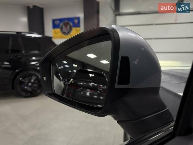 Серый Фольксваген Туарег, объемом двигателя 2.97 л и пробегом 53 тыс. км за 57000 $, фото 40 на Automoto.ua