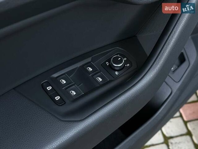 Серый Фольксваген Туарег, объемом двигателя 3 л и пробегом 135 тыс. км за 52999 $, фото 30 на Automoto.ua