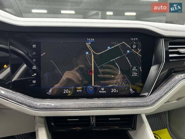 Фольксваген Туарег 2020 у Чернівцях на Automoto.ua Сірий Фольксваген Туарег, об'ємом двигуна 3 л та пробігом 90 тис. км за 50500 $, фото 13 на Automoto.ua