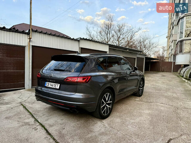 Серый Фольксваген Туарег, объемом двигателя 2.97 л и пробегом 125 тыс. км за 46800 $, фото 17 на Automoto.ua