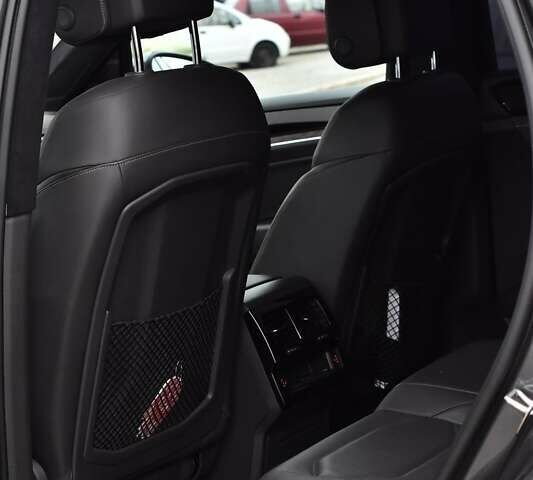 Сірий Фольксваген Туарег, об'ємом двигуна 2.99 л та пробігом 204 тис. км за 41999 $, фото 20 на Automoto.ua