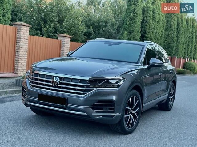 Сірий Фольксваген Туарег, об'ємом двигуна 2.97 л та пробігом 62 тис. км за 57950 $, фото 8 на Automoto.ua