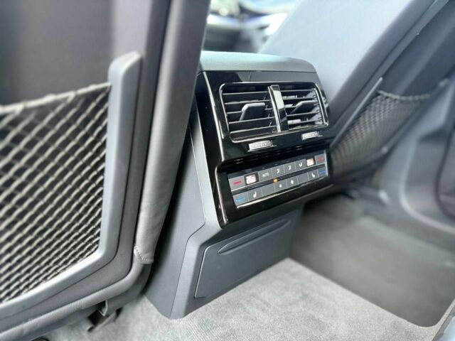 Серый Фольксваген Туарег, объемом двигателя 3 л и пробегом 210 тыс. км за 1402 $, фото 13 на Automoto.ua