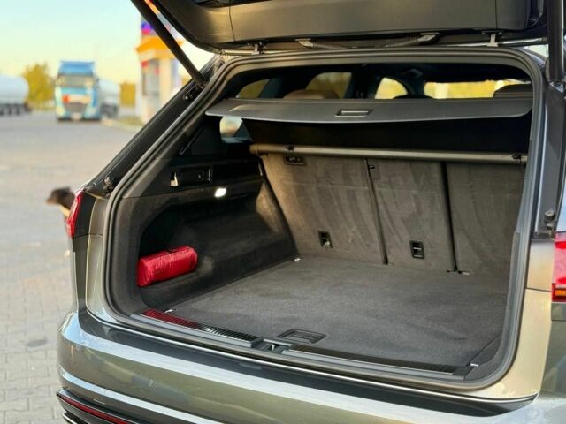 Серый Фольксваген Туарег, объемом двигателя 3 л и пробегом 210 тыс. км за 1402 $, фото 19 на Automoto.ua