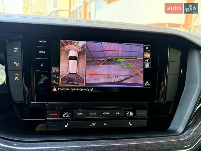 Серый Фольксваген Туарег, объемом двигателя 2.97 л и пробегом 125 тыс. км за 46800 $, фото 26 на Automoto.ua