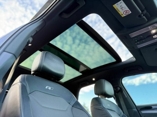 Серый Фольксваген Туарег, объемом двигателя 3 л и пробегом 210 тыс. км за 1402 $, фото 7 на Automoto.ua