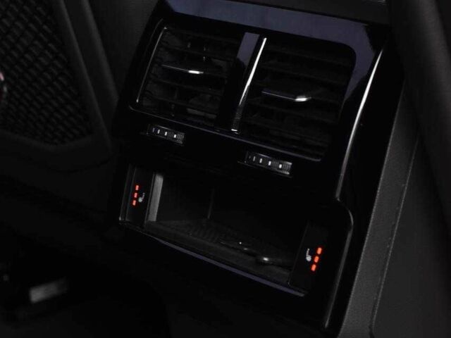 Сірий Фольксваген Туарег, об'ємом двигуна 3 л та пробігом 204 тис. км за 41999 $, фото 20 на Automoto.ua