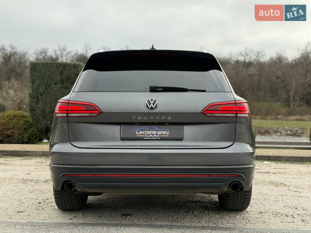 Сірий Фольксваген Туарег, об'ємом двигуна 2.97 л та пробігом 180 тис. км за 39500 $, фото 6 на Automoto.ua