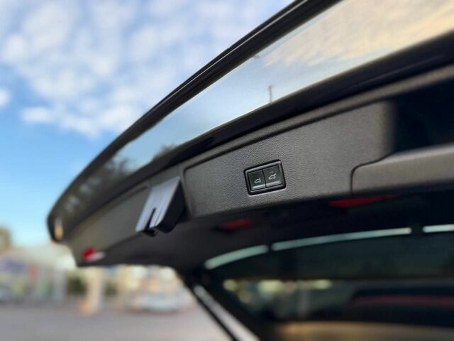 Серый Фольксваген Туарег, объемом двигателя 3 л и пробегом 210 тыс. км за 1402 $, фото 18 на Automoto.ua