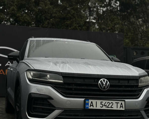 Серый Фольксваген Туарег, объемом двигателя 2.97 л и пробегом 147 тыс. км за 42999 $, фото 30 на Automoto.ua