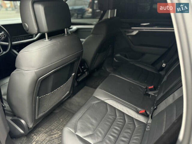 Серый Фольксваген Туарег, объемом двигателя 2.97 л и пробегом 147 тыс. км за 42999 $, фото 8 на Automoto.ua