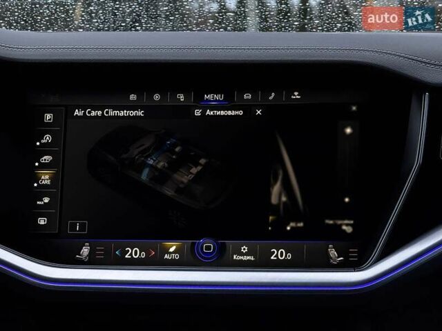 Серый Фольксваген Туарег, объемом двигателя 3 л и пробегом 135 тыс. км за 52999 $, фото 89 на Automoto.ua