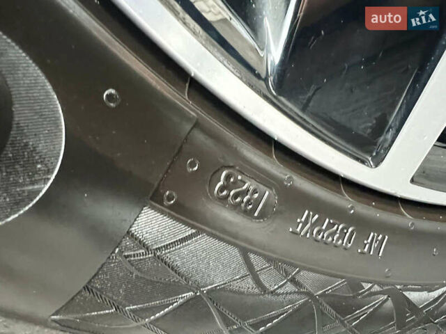 Серый Фольксваген Туарег, объемом двигателя 2.97 л и пробегом 120 тыс. км за 52500 $, фото 36 на Automoto.ua