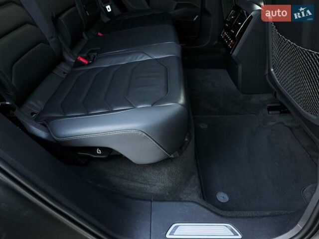 Серый Фольксваген Туарег, объемом двигателя 3 л и пробегом 135 тыс. км за 52999 $, фото 69 на Automoto.ua