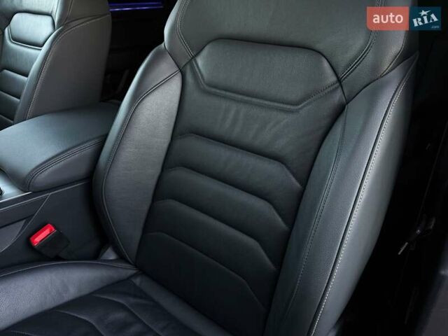 Серый Фольксваген Туарег, объемом двигателя 3 л и пробегом 135 тыс. км за 52999 $, фото 34 на Automoto.ua