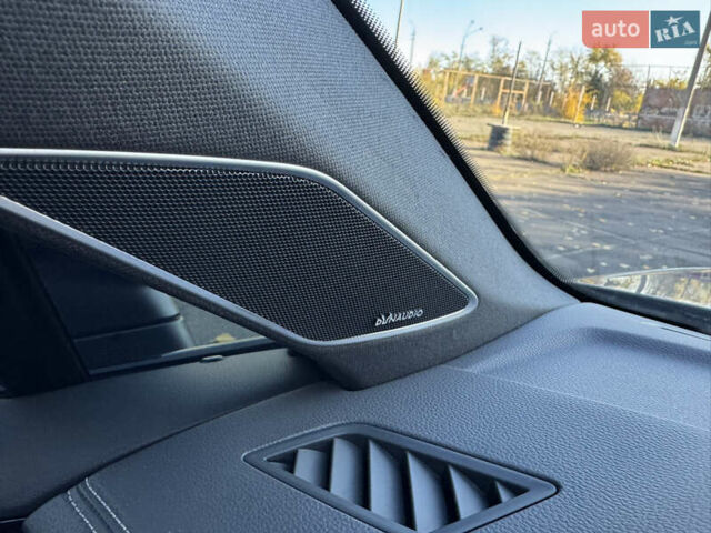 Фольксваген Туарег 2020 у Кривому Розі на Automoto.ua Сірий Фольксваген Туарег, об'ємом двигуна 3.96 л та пробігом 111 тис. км за 72000 $, фото 40 на Automoto.ua