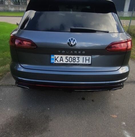 Сірий Фольксваген Туарег, об'ємом двигуна 4 л та пробігом 178 тис. км за 55000 $, фото 3 на Automoto.ua