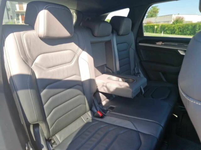 Серый Фольксваген Туарег, объемом двигателя 3 л и пробегом 19 тыс. км за 31000 $, фото 11 на Automoto.ua