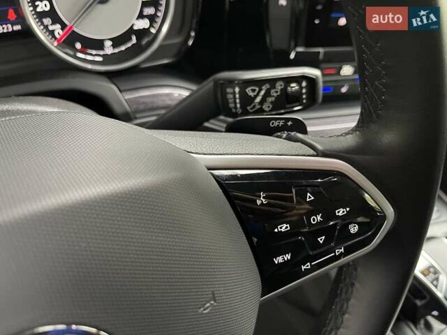 Сірий Фольксваген Туарег, об'ємом двигуна 2.97 л та пробігом 85 тис. км за 49700 $, фото 40 на Automoto.ua