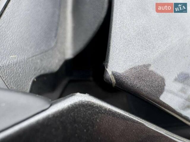 Серый Фольксваген Туарег, объемом двигателя 2.97 л и пробегом 86 тыс. км за 58000 $, фото 26 на Automoto.ua