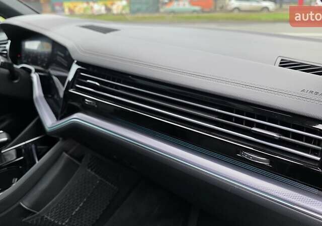 Серый Фольксваген Туарег, объемом двигателя 2.99 л и пробегом 90 тыс. км за 54500 $, фото 62 на Automoto.ua