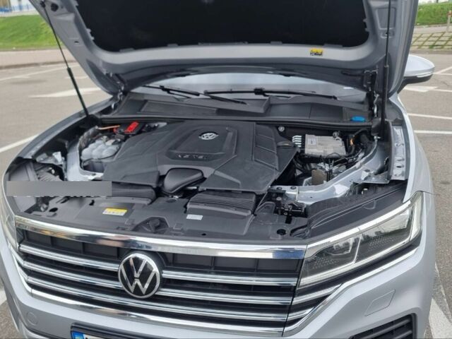 Серый Фольксваген Туарег, объемом двигателя 3 л и пробегом 150 тыс. км за 45000 $, фото 16 на Automoto.ua